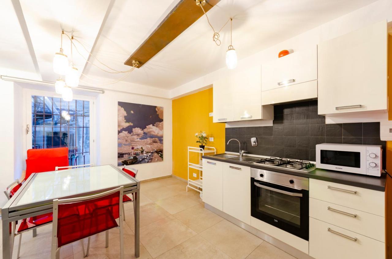 Joivy Vibrant Open-Plan Apt For 6 In Historic Centre Génova Exterior foto
