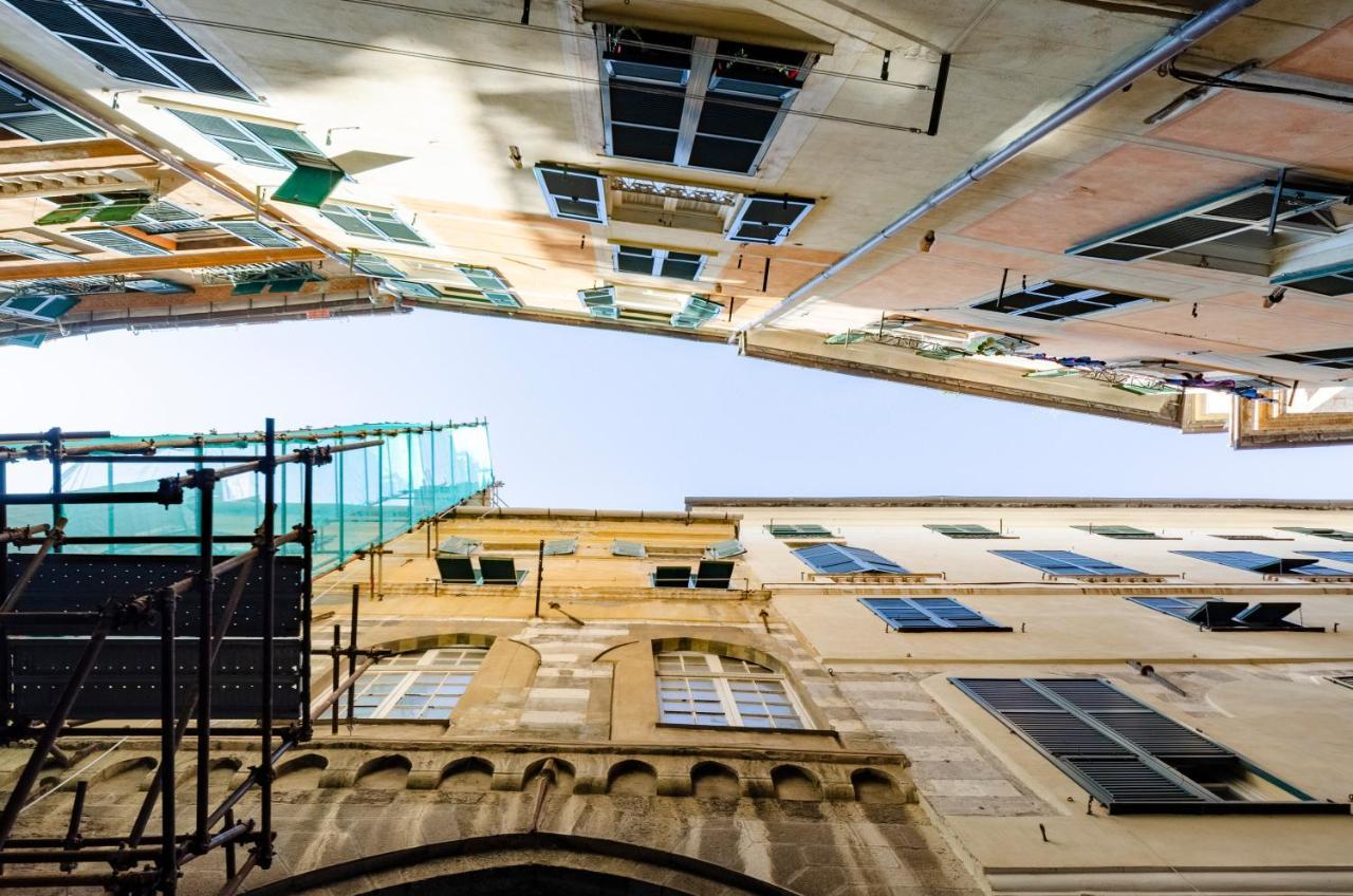 Joivy Vibrant Open-Plan Apt For 6 In Historic Centre Génova Exterior foto