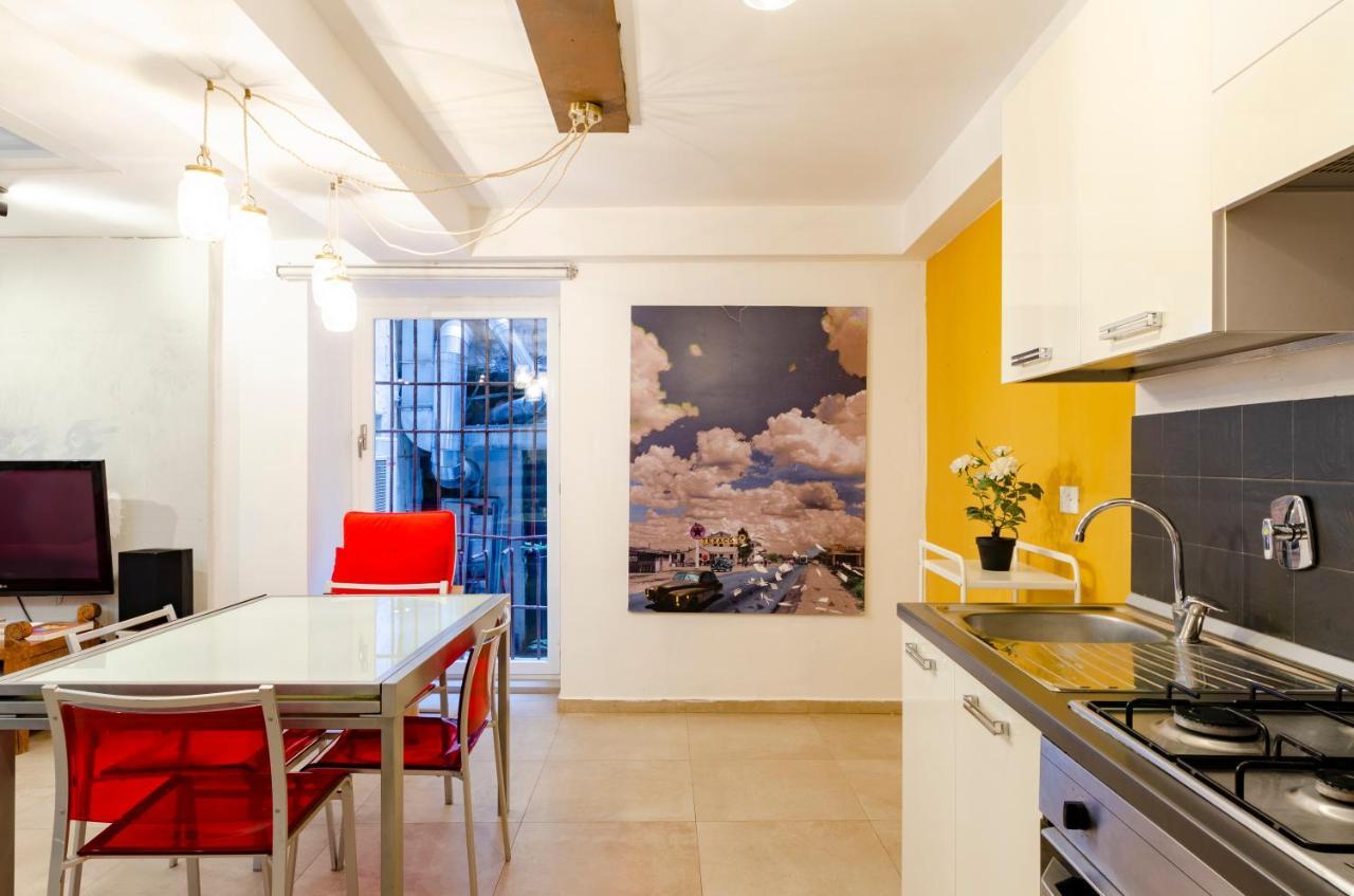 Joivy Vibrant Open-Plan Apt For 6 In Historic Centre Génova Exterior foto