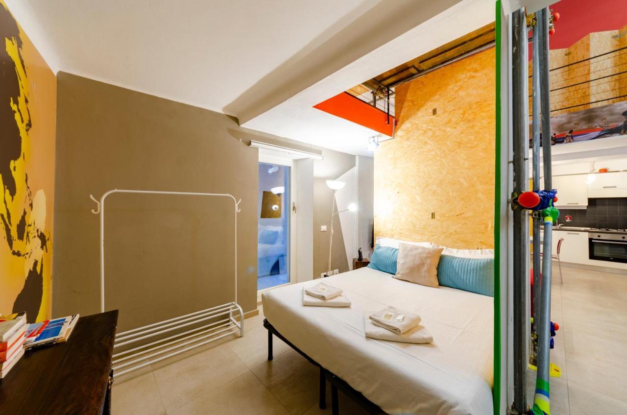 Joivy Vibrant Open-Plan Apt For 6 In Historic Centre Génova Exterior foto